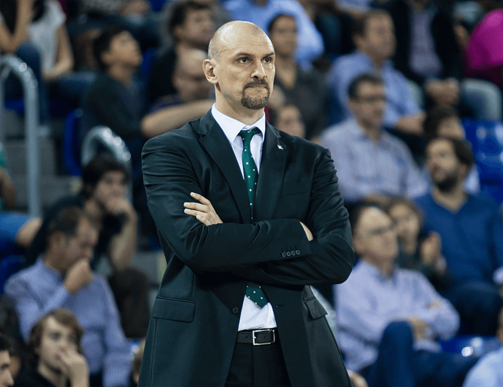 Στους υποψήφιους το όνομα του Γιαν Τάμπακ