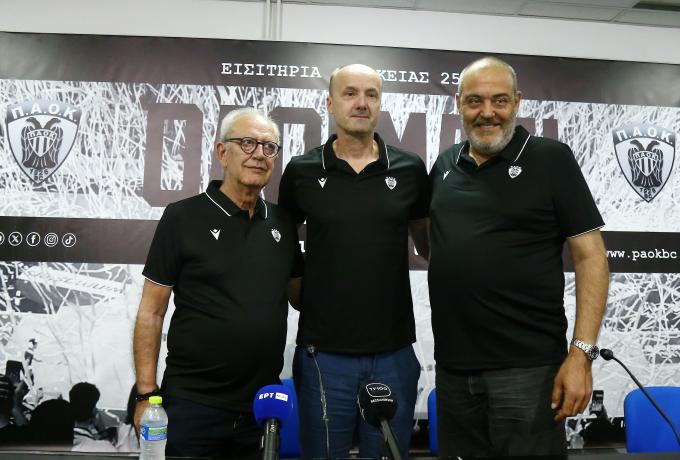 Ζντοβτς: “Ξεκινάμε το χτίσιμο από την αρχή – Παίκτες που Θέλουν να παίξουν για την φανέλα!”