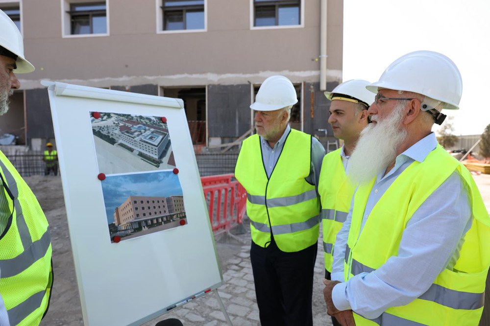 Ο Ιβάν Σαββίδης έδωσε το σήμα για τον προβλήτα 6 στο λιμάνι