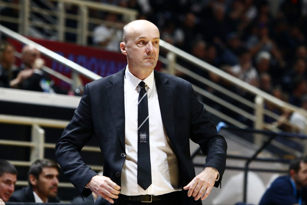 Ζντοβτς: “Είναι μεγάλη η σεζόν, θα έρθουν και δύσκολες μέρες!”