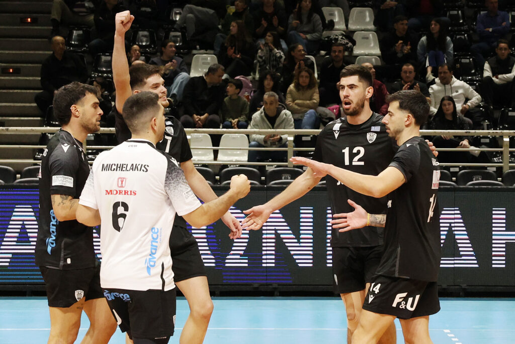 Μπαίνει στην μάχη του League Cup