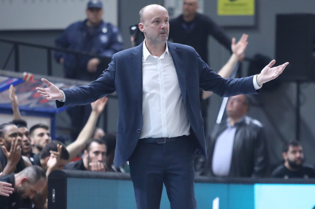 Ζντοβτς: «Η άμυνα μας κλειδί για την νίκη»