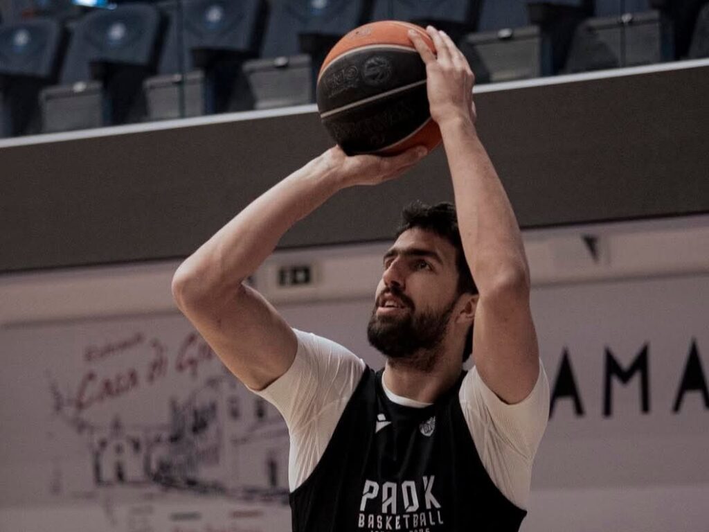 Παίζει με Μύκονο ο Χουγκάζ